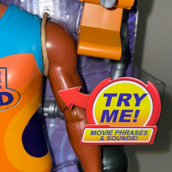 LeBron James & Marvin The Martian Space Jam Toys Action Figures - Picture 6 of 8